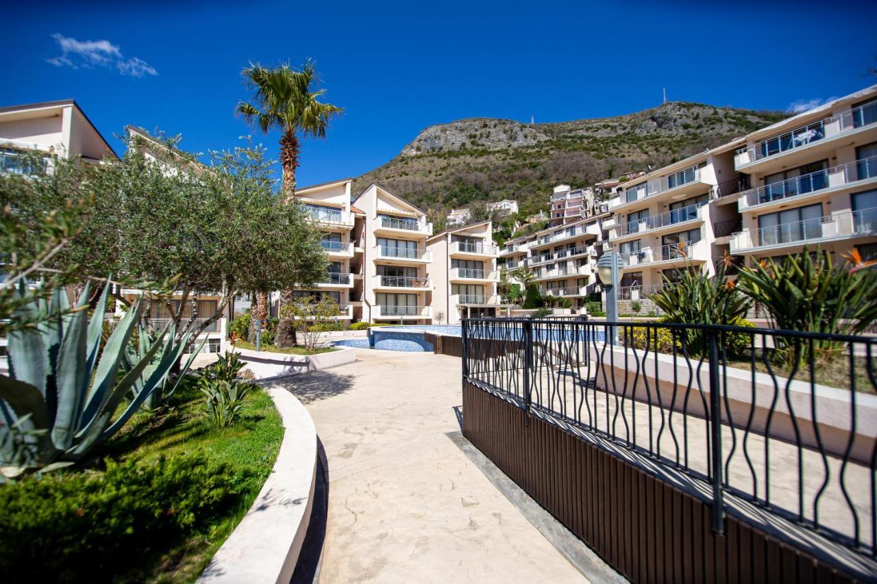 Sophie Apartment Budva Exteriör bild